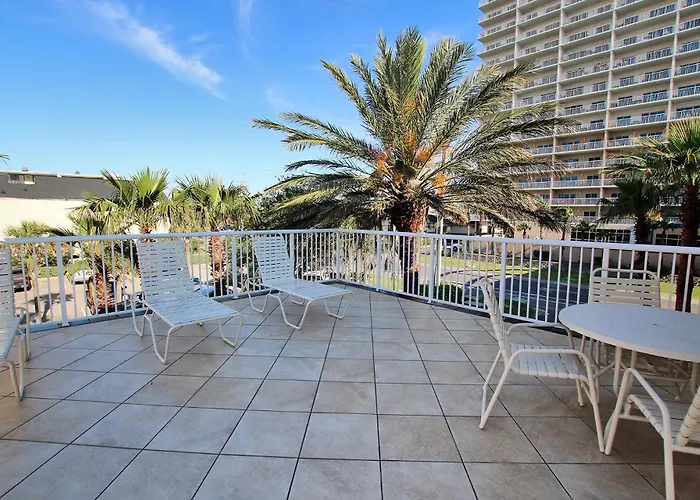 Apartment Crystal Tower 1504 By Youngs Suncoast *